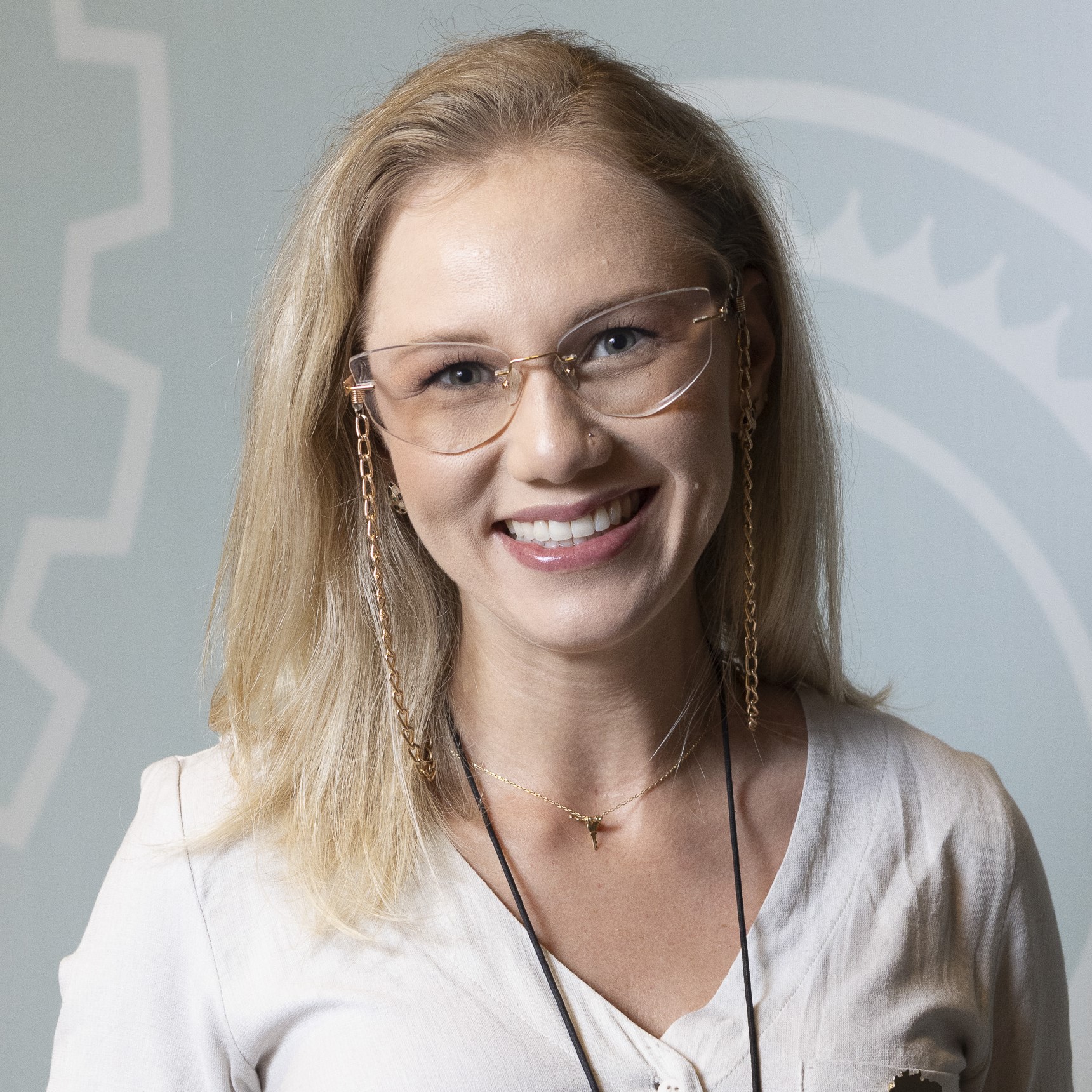Rosa, Luana Veber da
